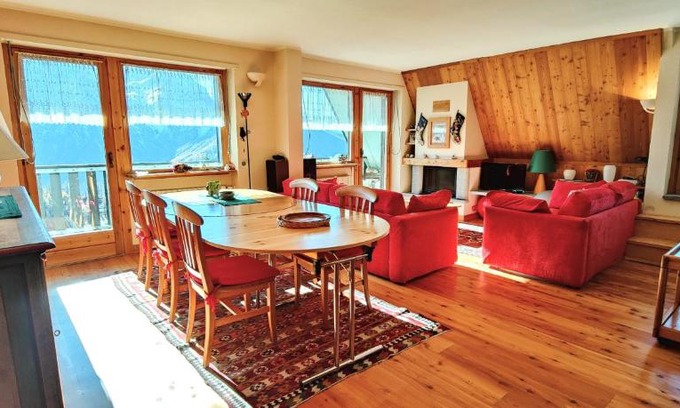 Sestriere Apartment | Elevate Your Stay at Hostdomus - Rooftop Deluxe Suite