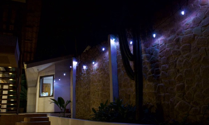 Montezuma Hostel | Budget-Friendly Hostel for Up to 8 Guests with Kitchen
