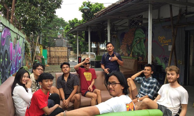 Sukabumi Hostel | Budget-Friendly Hostel for 8 with Breakfast Included