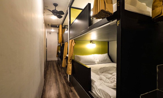 Talat Noi Hostel | Hostel ∙ 8 guests