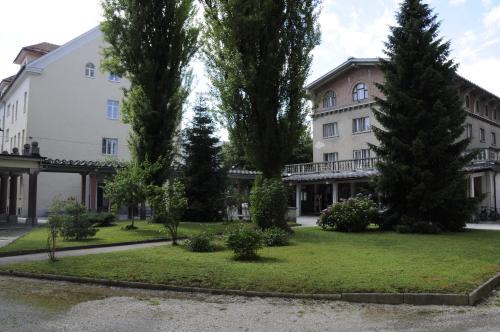 Ljubljana City Centre Hostel | Budget-Friendly Hostel Tabor: Pet & Child Friendly Stay!