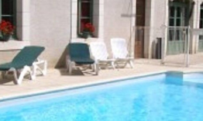 Brantome-en-Perigord Hotel | Relax at Hostellerie du Perigord Vert: Pool, Spa & More
