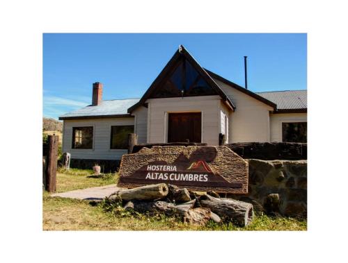 El Chalten Hotel | Discover Hostería Altas Cumbres: Rated 9/10 by Guests