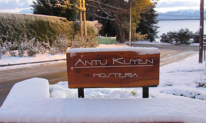San Carlos de Bariloche Hotel | Hostería Antu Kuyen: Rated 9.5 with Family-Friendly Amenities