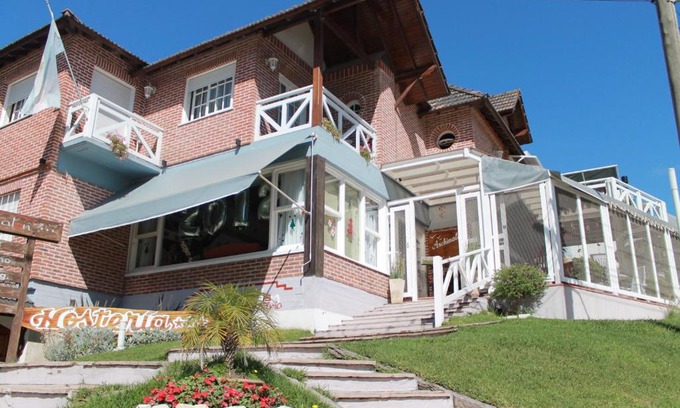Villa Gesell Hotel | Guest Rated 10/10 at Hostería Anchimalen with Breakfast