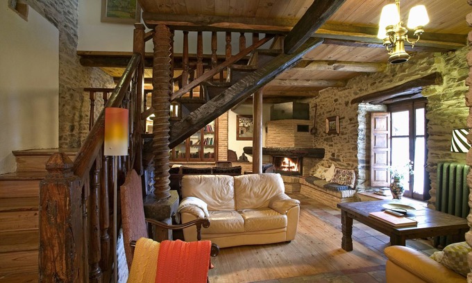 Luyego Hotel | Experience Hostería Camino: Spa, Dining & Family-Friendly Stay