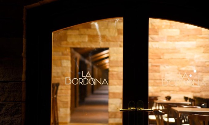 Rivera Hotel | Inviting Hostería La Bordona: Pool, Hot Tub & Breakfast
