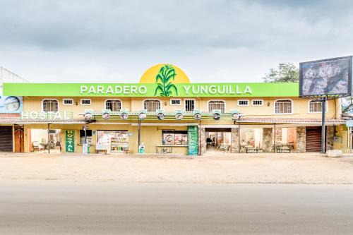 Santa Isabel Hotel | Pet-Friendly Hostería Paradero Yunguilla with Ocean Views