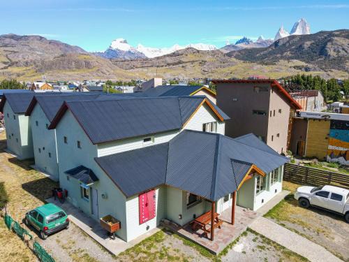 El Chalten Hotel | Hostería Vertical Lodge: Family-Friendly with Breakfast Included