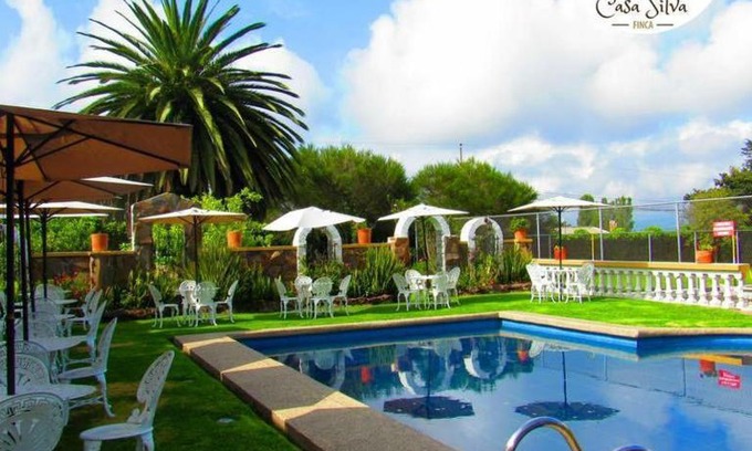 Checa Hotel | Relax at Hosteria Casa Silva with Pool & Hot Tub Access