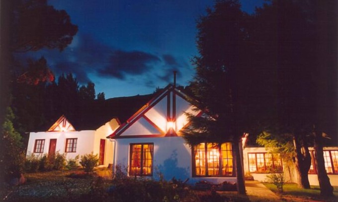 Estancia Helsingfors Cabin | Relaxing Hosteria Helsingfors: 4-Star Spa & Family-Friendly Stays
