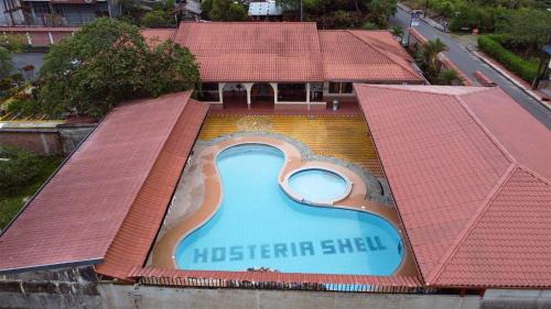 Ramonurcu Bed & Breakfast | Inviting Hosteria Shell: Kid-Friendly with Pool & Hot Tub