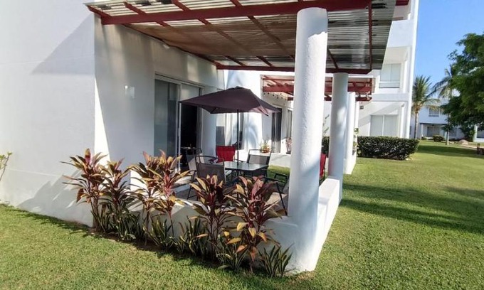 Granjas del Marques House | Discover HostPal Residencial Vindeza in Acapulco Diamante