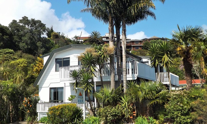 Tairua House | Hosts on the Coast Harbourview Tairua