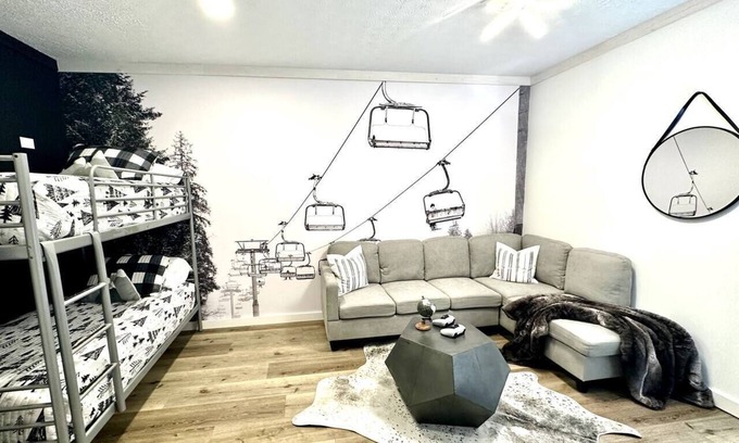 Snowshoe House | Unforgettable Ski-In/Out Retreat with Hot Tub & Fun Amenities