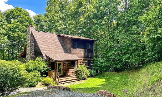 Todd Cabin | Exceptional Bearly Behaving: Family-Friendly Getaway 2024