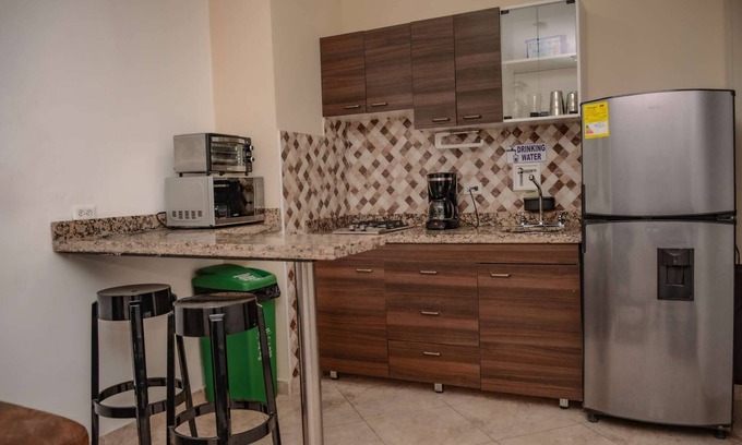 Astorga Apartment | Cozy Hot Tub Studio with AC - Perfect for Family Getaways