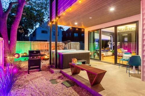 Govalle House | Relax at Hot Tub Time Machine - Clubhouse, Pet Friendly Stay