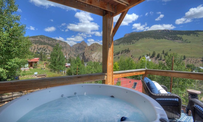 Creede House | Pet-Friendly Retreat with Hot Tub & Breathtaking Views