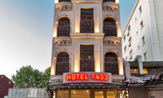 Topkapi Hotel | Budget-Friendly Hotel 1453 with Family Amenities & Dining