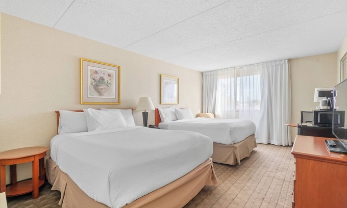 Southwest Calgary Hotel | Hotel 2 Queen Suite near Parking, AC, Gym, Pool