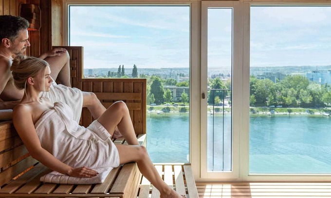 Petershausen-West Hotel | Discover Hotel 47°: Spa & Family-Friendly Stay Awaits