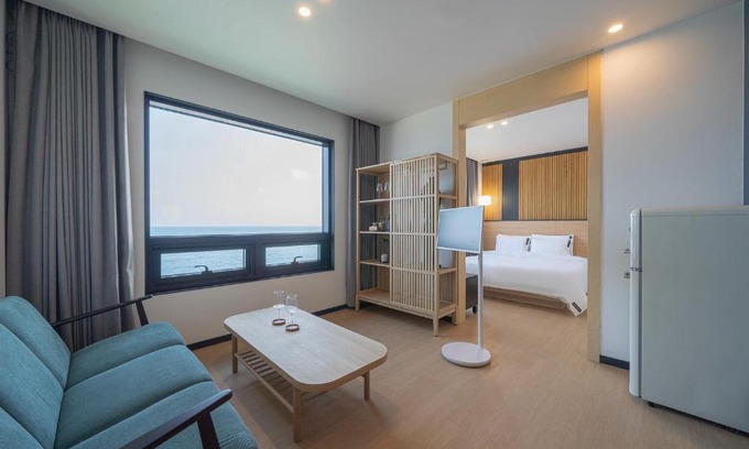 Gyeongju Hotel | Inviting Hotel 701 Gyeongju with Ocean Views & Family Amenities