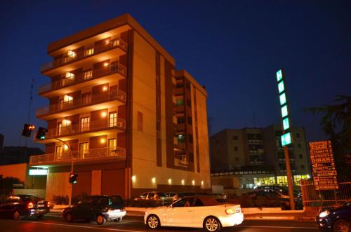 Modugno Hotel | Discover Hotel A-14: Family-Friendly Stay with Hot Tub