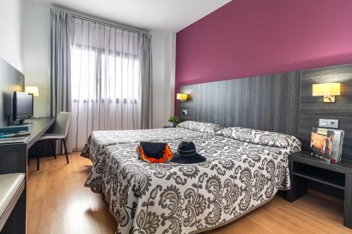 Miranda de Ebro Hotel | Pet-Friendly Stay at Hotel Abades Via Norte, Rated 8.2/10