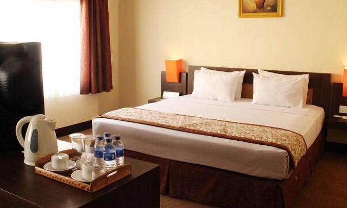 Sarolangun Hotel | Discover Hotel Abadi Sarolangun with Family-Friendly Amenities