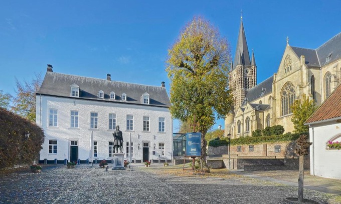 Thorn Hotel | Discover Hotel Abdijhof Thorn: Family-Friendly Retreat