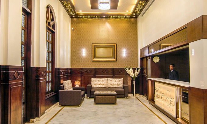 Mathura Hotel | Top-Rated Hotel Abhinandan: Family-Friendly Amenities Await