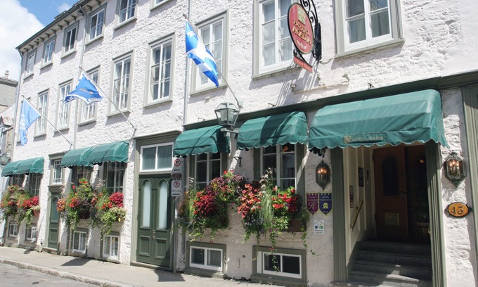 Vieux-Quebec-Cap-Blanc-colline Parlementaire Hotel | Experience Comfort at Hotel Acadia with Spa & Dining