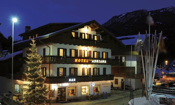 Masare Hotel | Discover Hotel Adriana: Family-Friendly with Spa Amenities