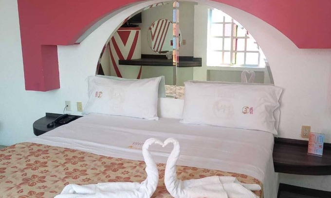 Lindavista Hotel | Budget-Friendly Hotel Afrodita with Spa & Family Amenities