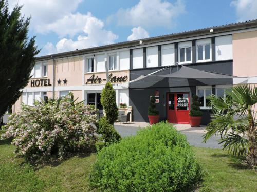 Saint-Leger-sous-Brienne Hotel | Inviting Stay at Hotel Air-lane: Pet-Friendly & Accessible