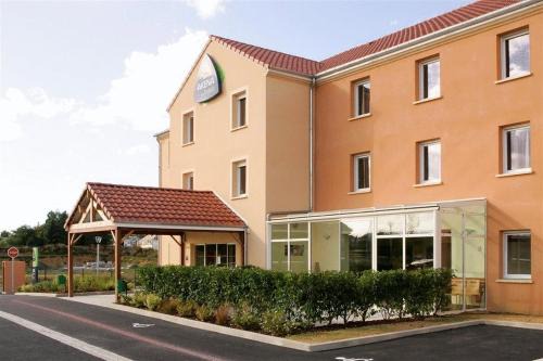 Caudry Hotel | Discover Hôtel Akena City Caudry: Pet-Friendly Comfort