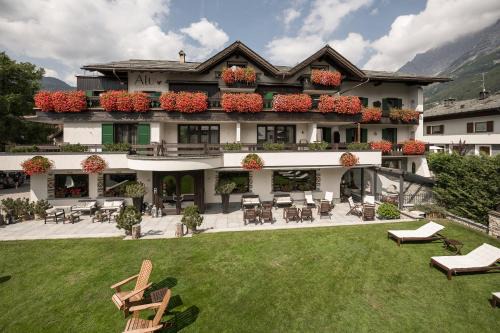 Bormio Hotel | Experience Hotel Alù Mountain Design: 4-Star Spa Retreat