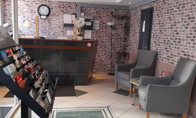 Broekwijk Hotel | Accessible Hotel Albergo: Family-Friendly Stay Awaits