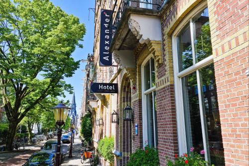 Vondelbuurt Hotel | Family-Friendly Retreat at Hotel Alexander - Rated 8/10