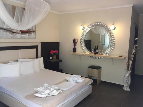 Toroni Hotel | Discover Hotel Alexandros II: Child-Friendly Retreat
