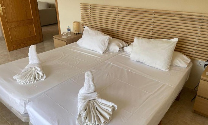 Castillo de Montemar Bed & Breakfast | Discover Hotel Algorfa: Oceanfront Bliss & Family-Friendly