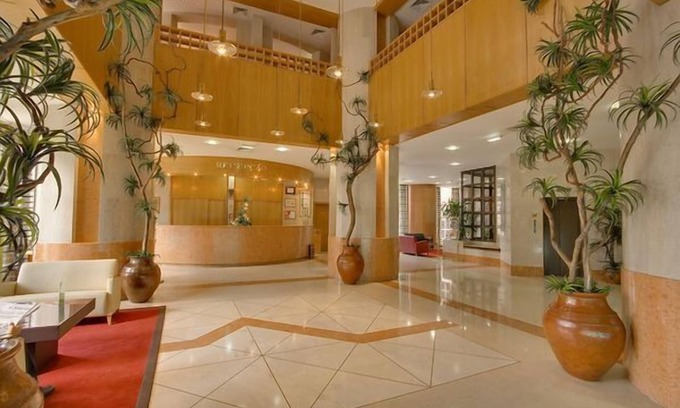 Sao Joao de Deus Hotel | Discover Comfort at Hotel Alif Campo Pequeno with Spa & Breakfast