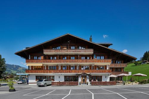 Zweisimmen Nr Gstaad Hotel | Explore Hotel Alphorn: Pet-Friendly with Hot Tub & Breakfast