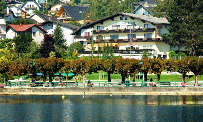 Altmuenster Hotel | Hotel Altmünsterhof: Oceanfront Retreat with Hot Tub Access