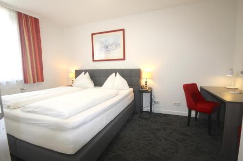Vienna Hotel | Discover Hotel Altmann: Rated 9/10 with Hot Tub & Breakfast