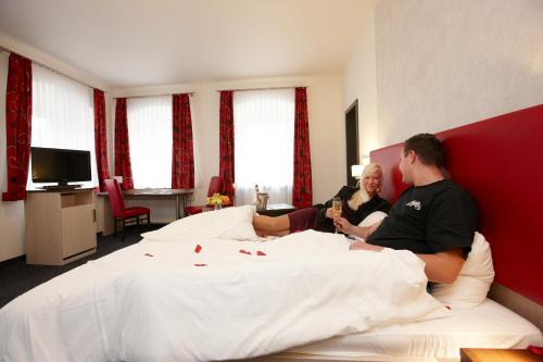 Greding Hotel | Pet-Friendly Retreat at Hotel am Markt with Top Amenities