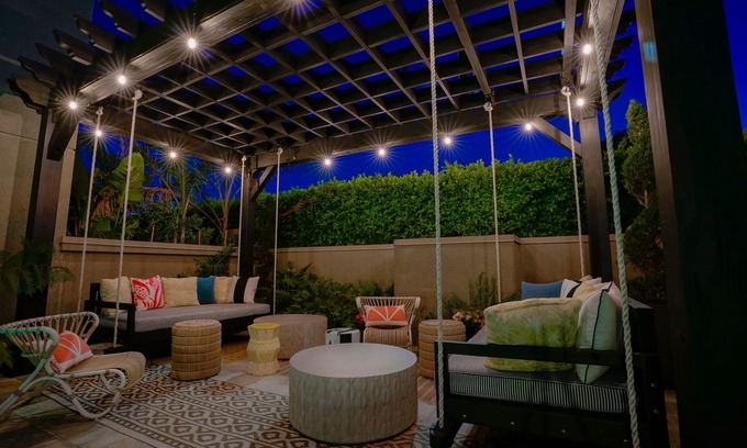 Burbank Hotel | Discover Hotel Amarano Burbank: Pool, Spa & Top Ratings