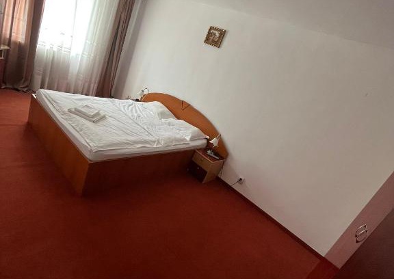 Ocna Mures Hotel | Budget-Friendly Stay at Hotel AME Parc with Great Amenities