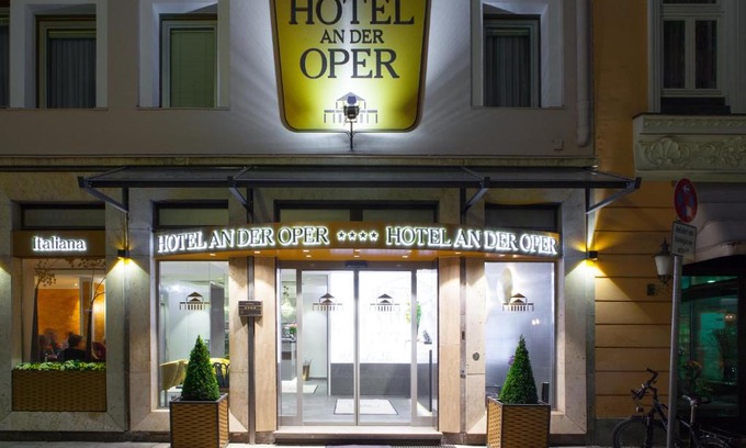 Graggenau Hotel | Experience Elegance at Hotel an der Oper with Family-Friendly Amenities